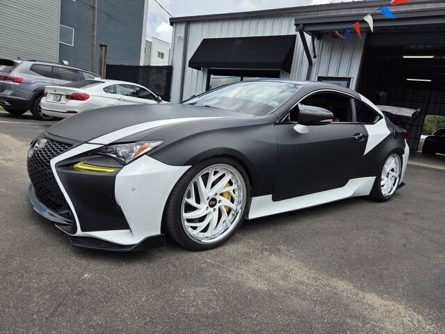 Used 2016 Lexus RC 200t RWD image 6