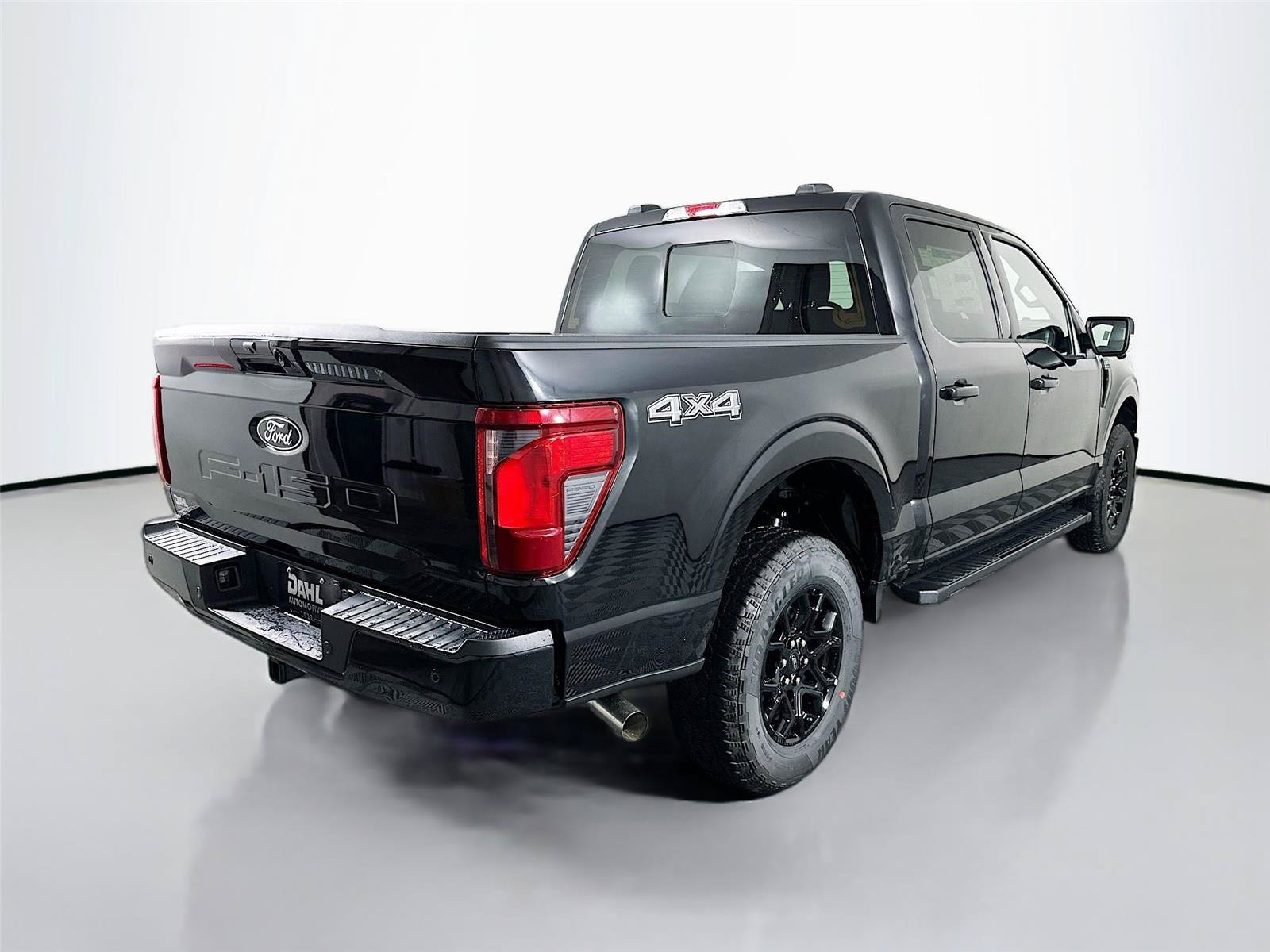 New 2026 Ford F150 XLT w/ Equipment Group 302A MID AWD/4WD image 13