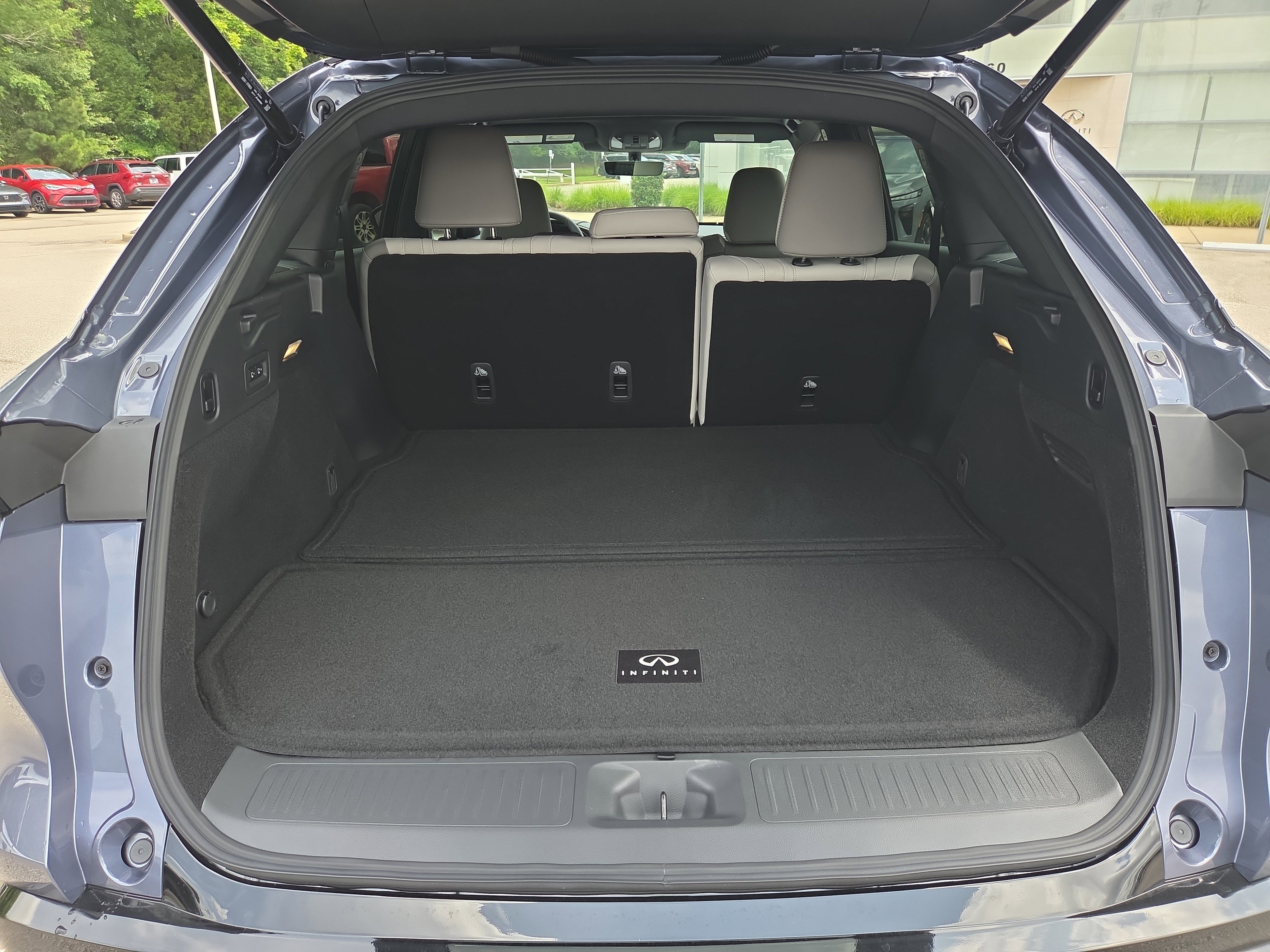 New 2027 INFINITI QX65 Luxe AWD/4WD image 8