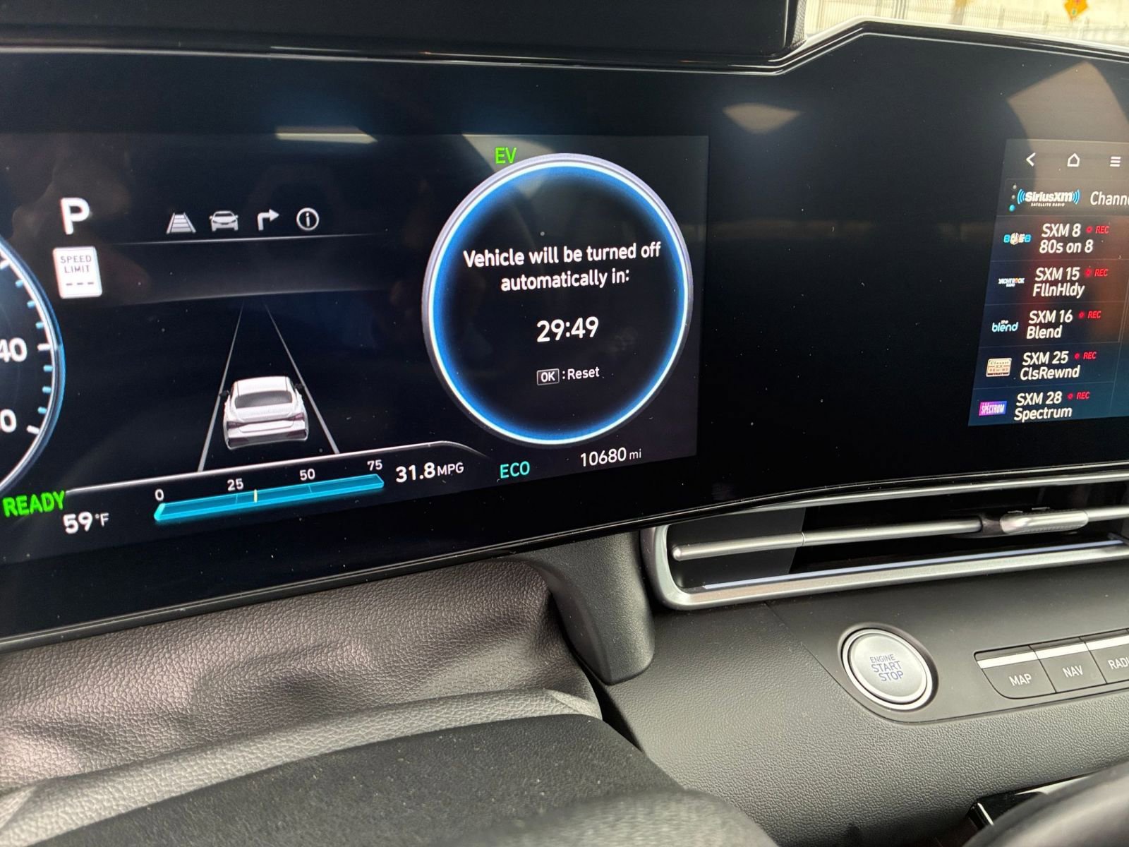 Used 2025 Hyundai Elantra Limited image 42