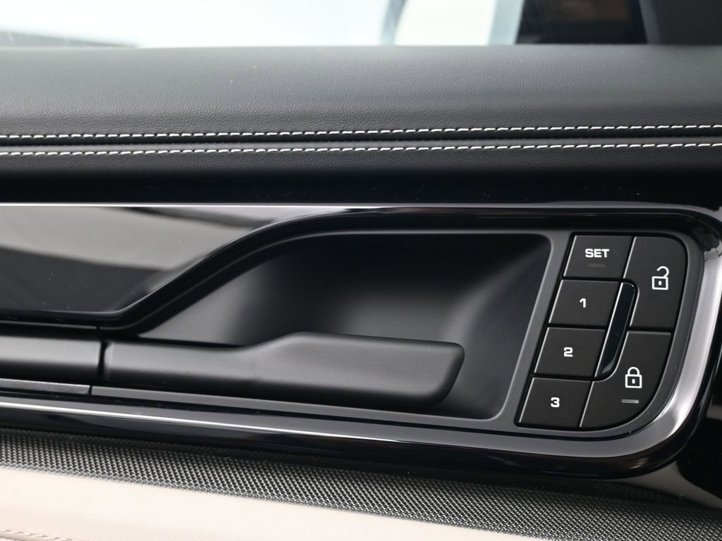 New 2026 Porsche Panamera 4 image 17