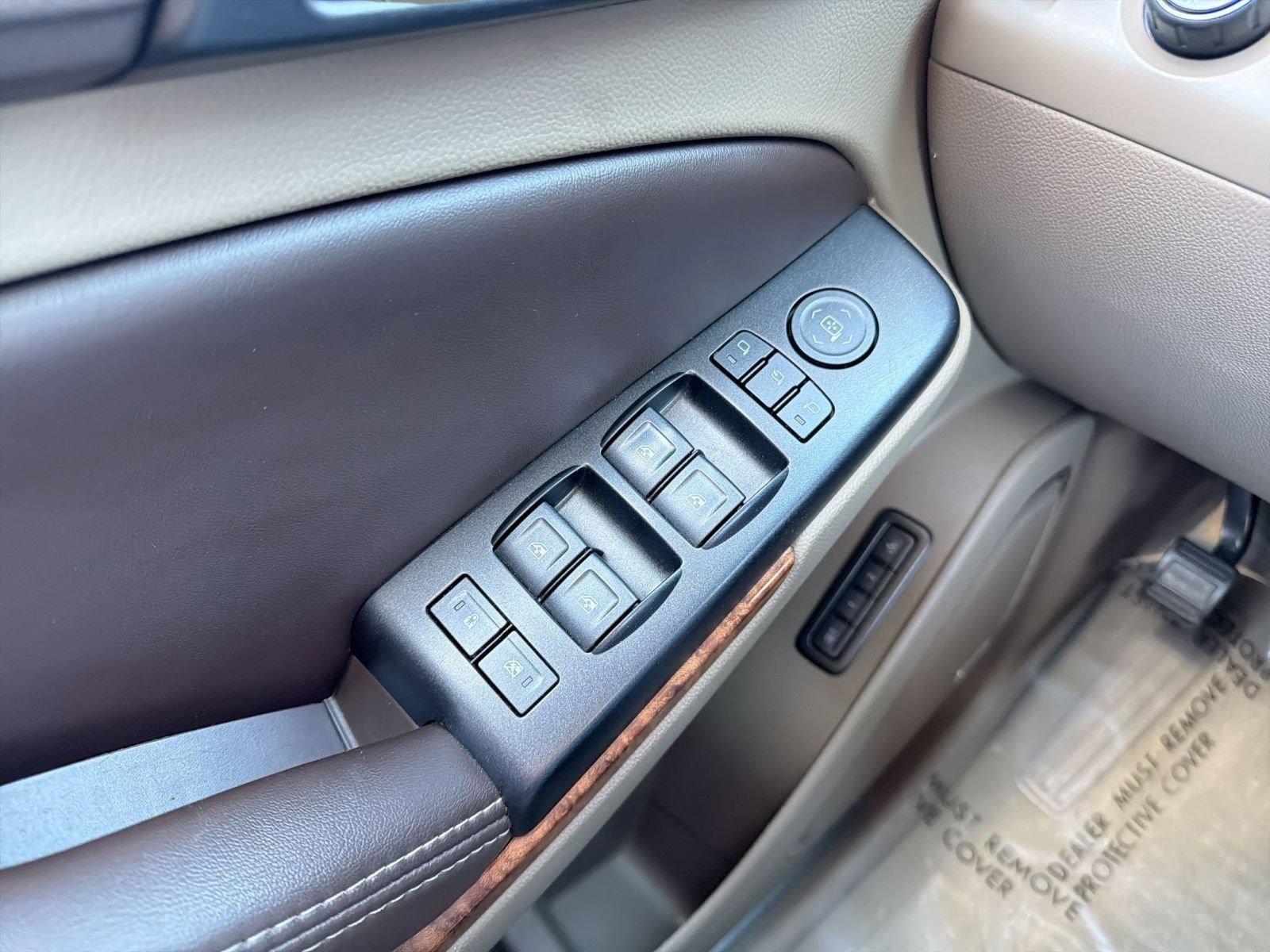 Used 2016 Chevrolet Suburban LTZ AWD/4WD image 22