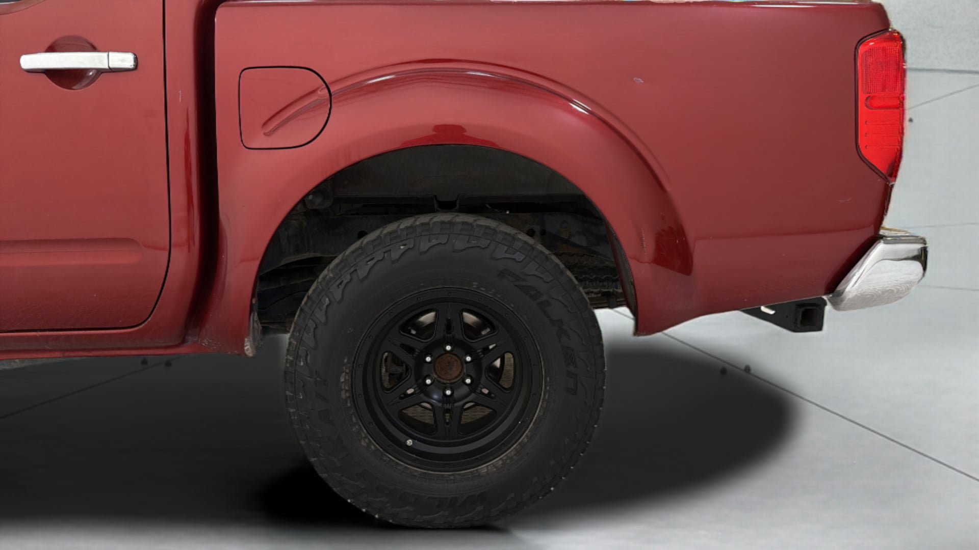 Used 2013 Nissan Frontier S image 37