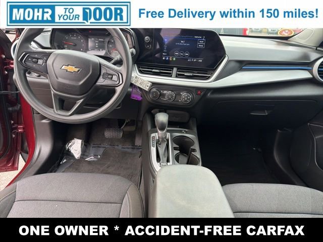 Used 2024 Chevrolet Trax LS image 33