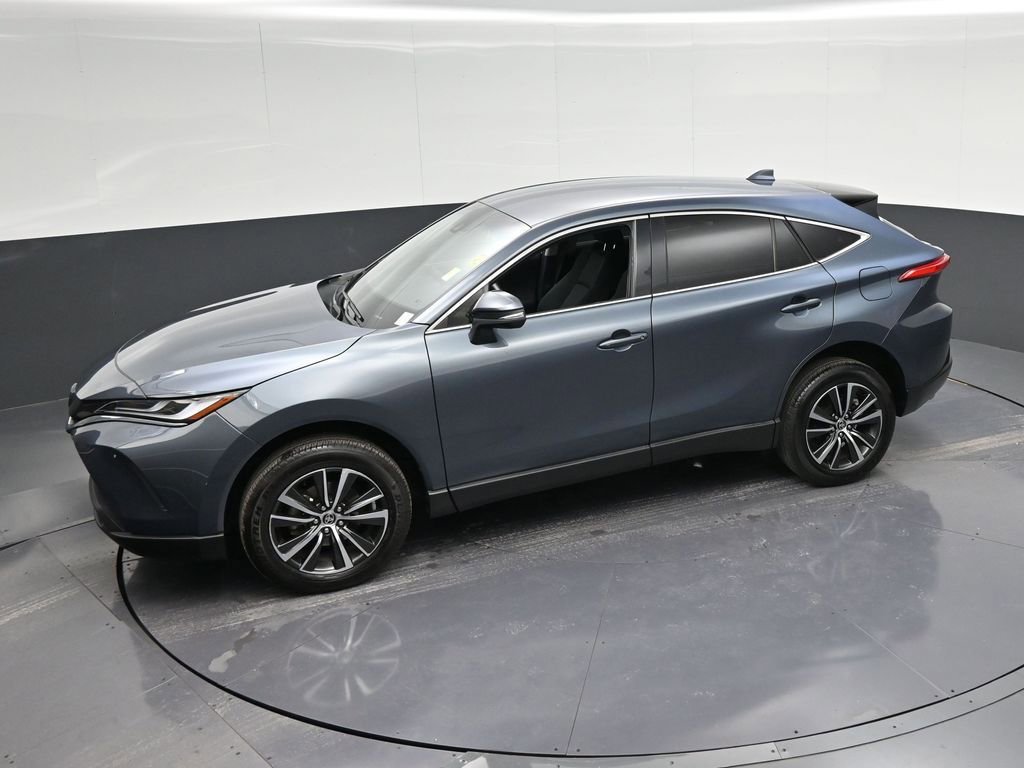 Used 2023 Toyota Venza LE image 31