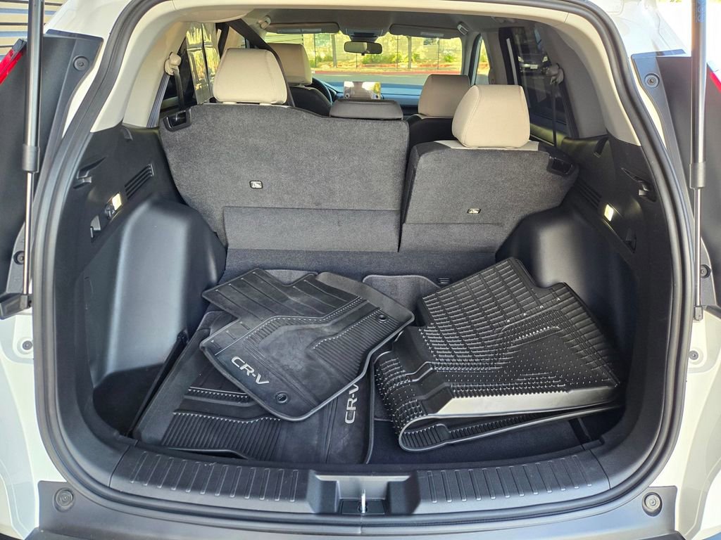 Used 2025 Honda CR-V LX image 27