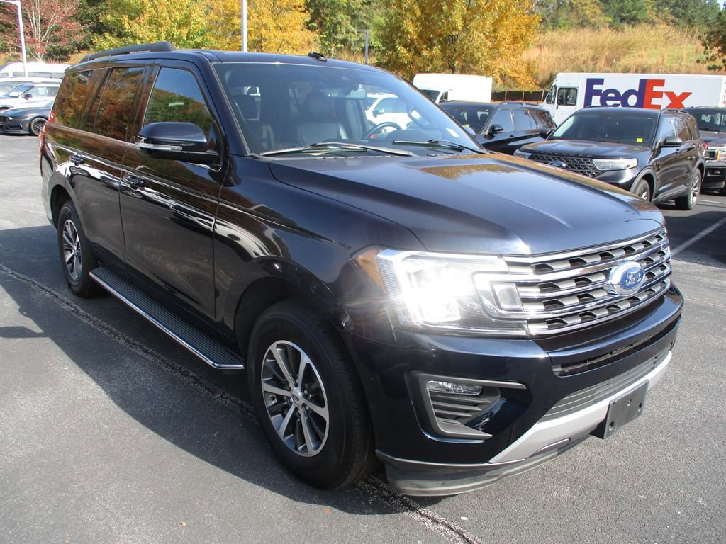 Used 2021 Ford Expedition XLT image 2