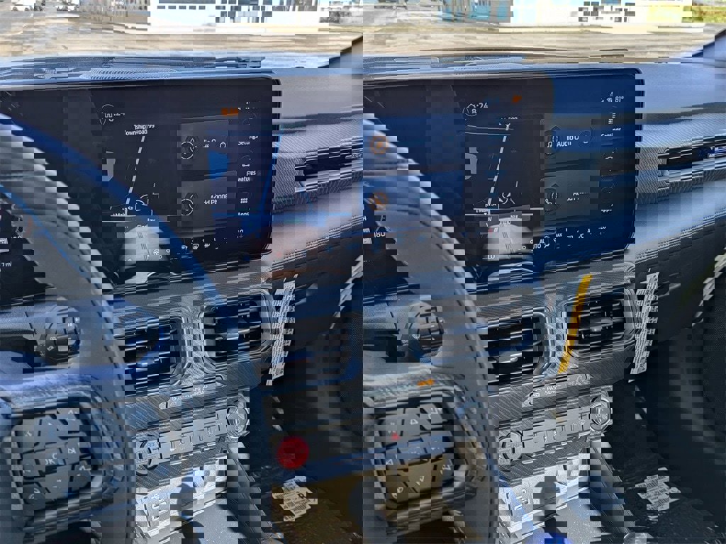 New 2025 Ford Mustang Dark Horse image 13