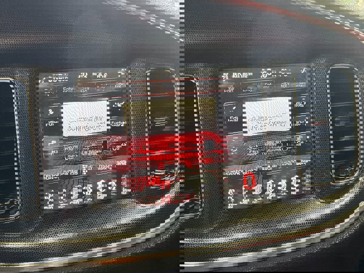 Used 2015 Dodge Charger R/T RWD image 31