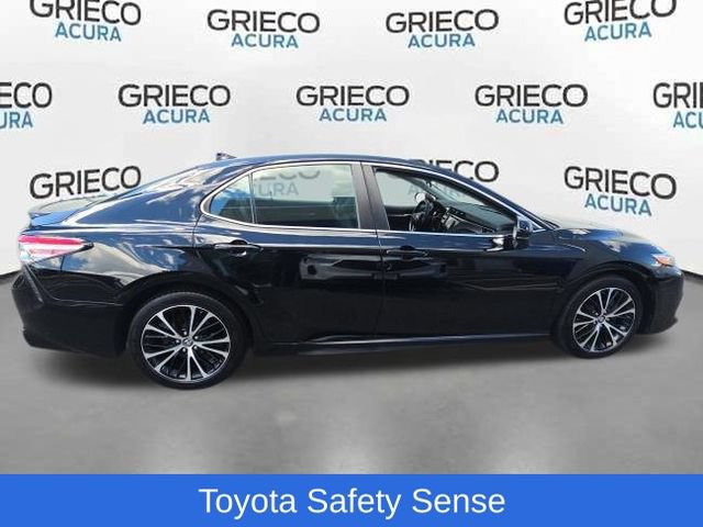 Used 2019 Toyota Camry SE FWD image 8
