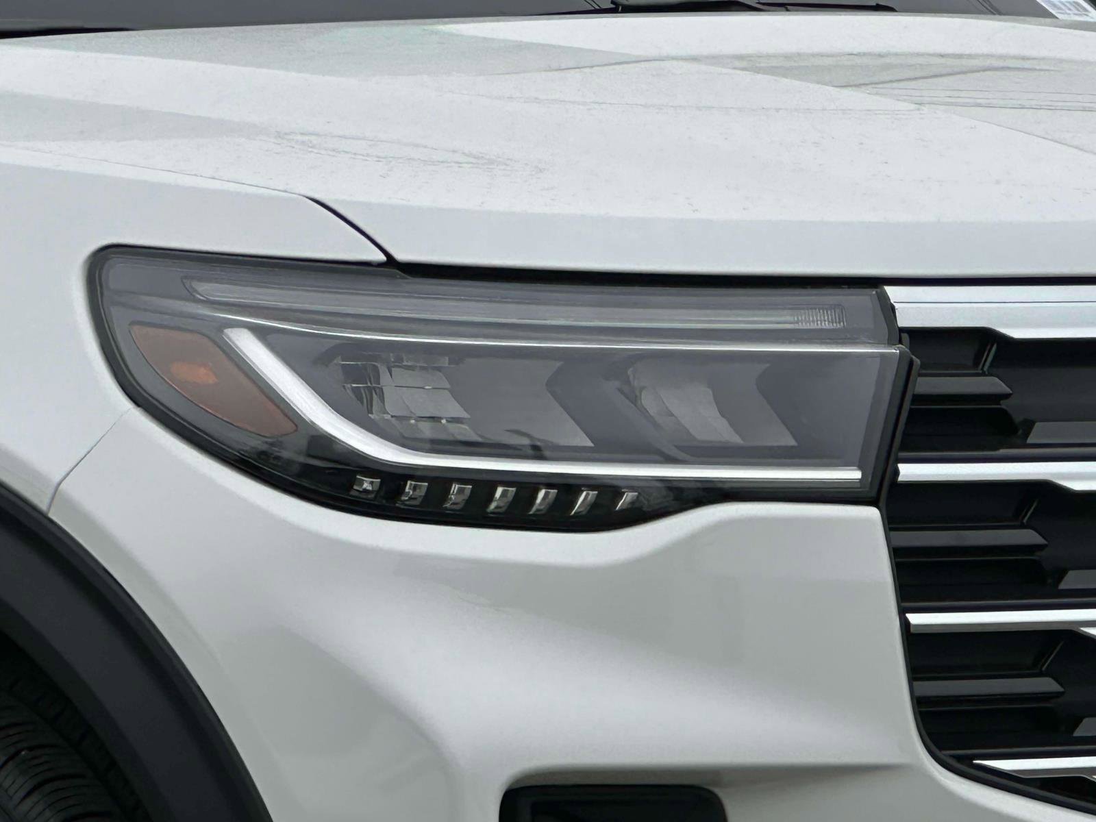 Certified 2025 Ford Explorer Active image 10