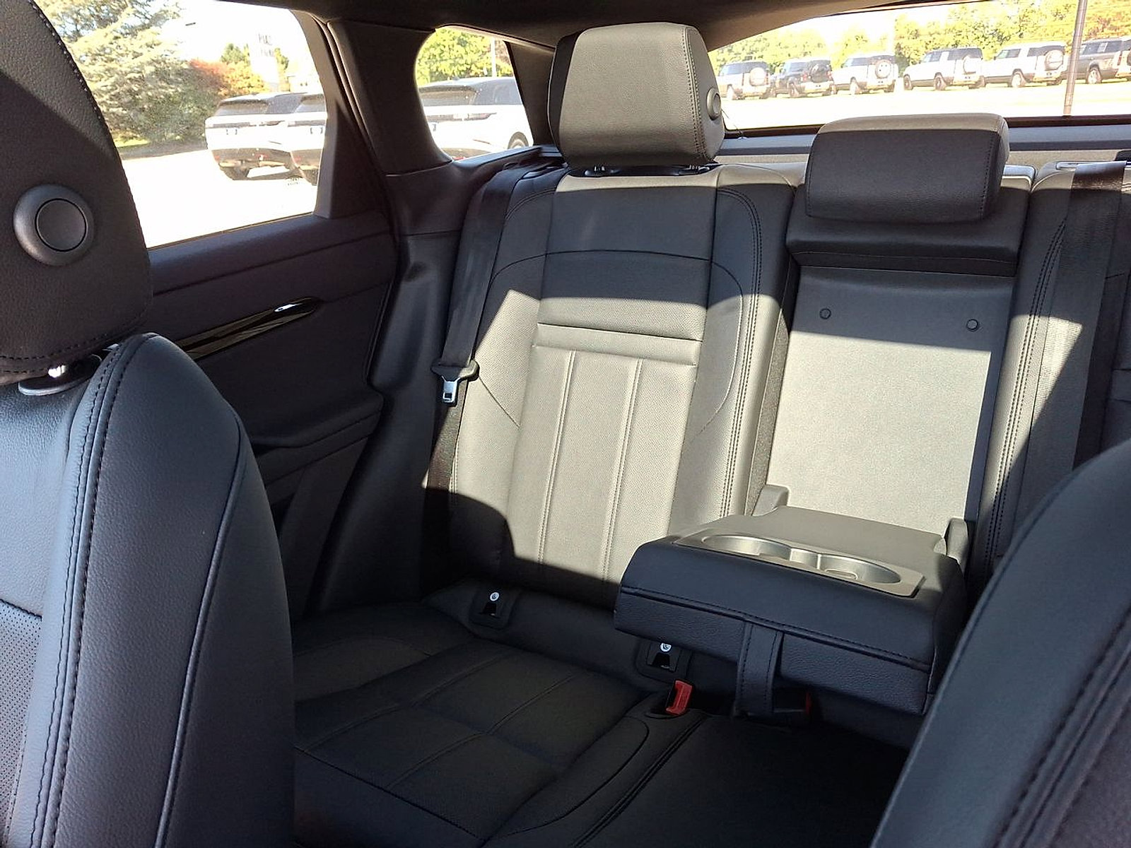 Certified 2025 Land Rover Range Rover Evoque Dynamic SE image 11