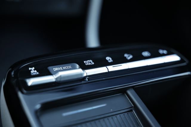 New 2026 Hyundai Tucson Limited image 17