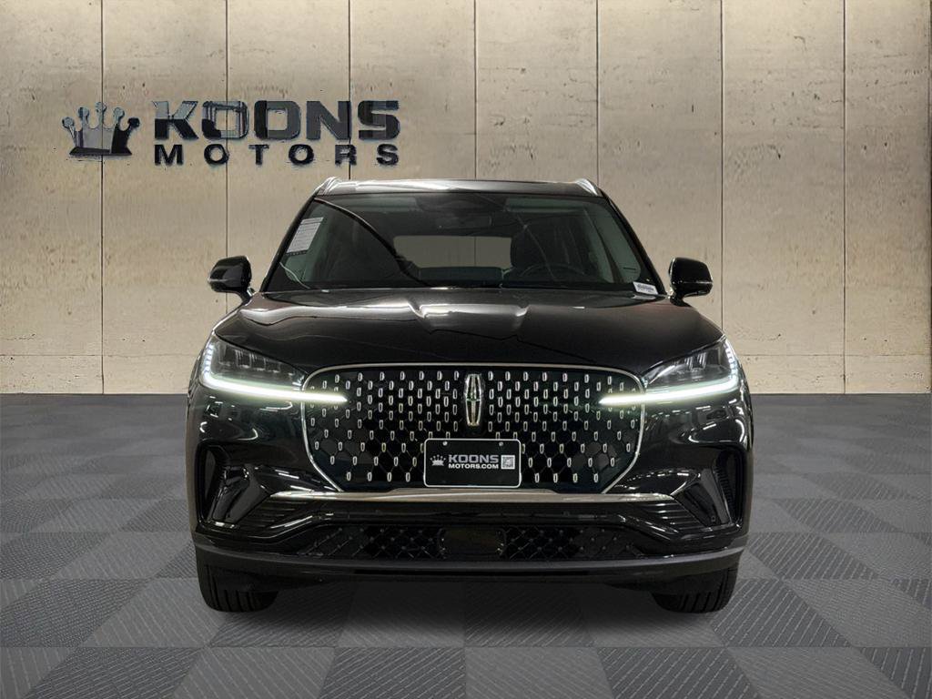 New 2027 Lincoln Aviator AWD image 3