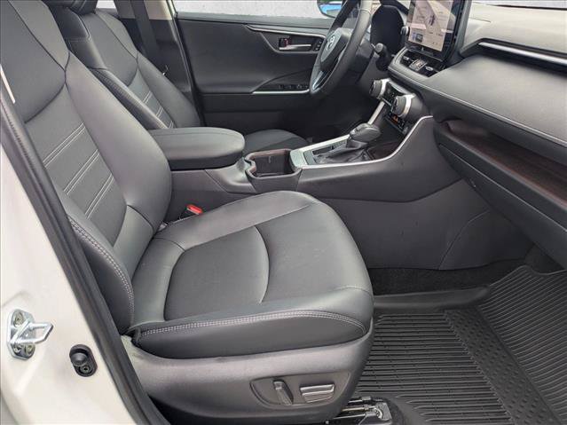 Used 2025 Toyota RAV4 Limited FWD image 20