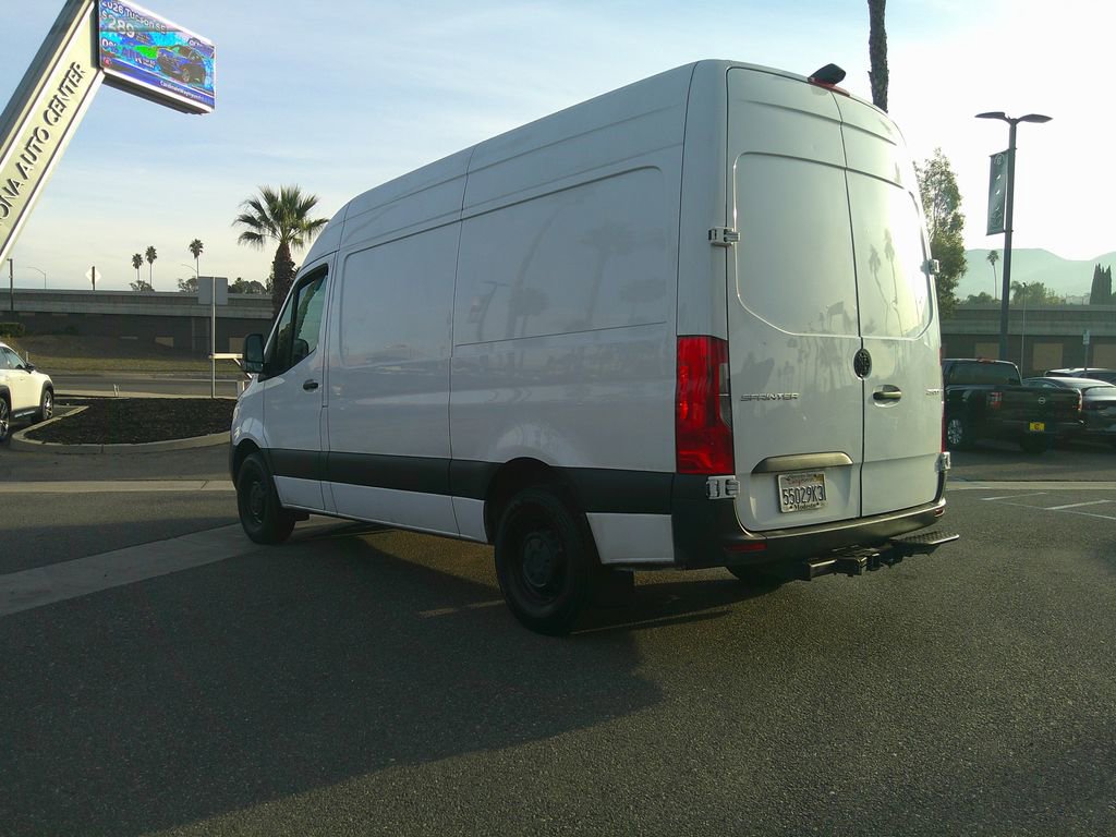 Used 2023 Mercedes-Benz Sprinter 2500 image 6