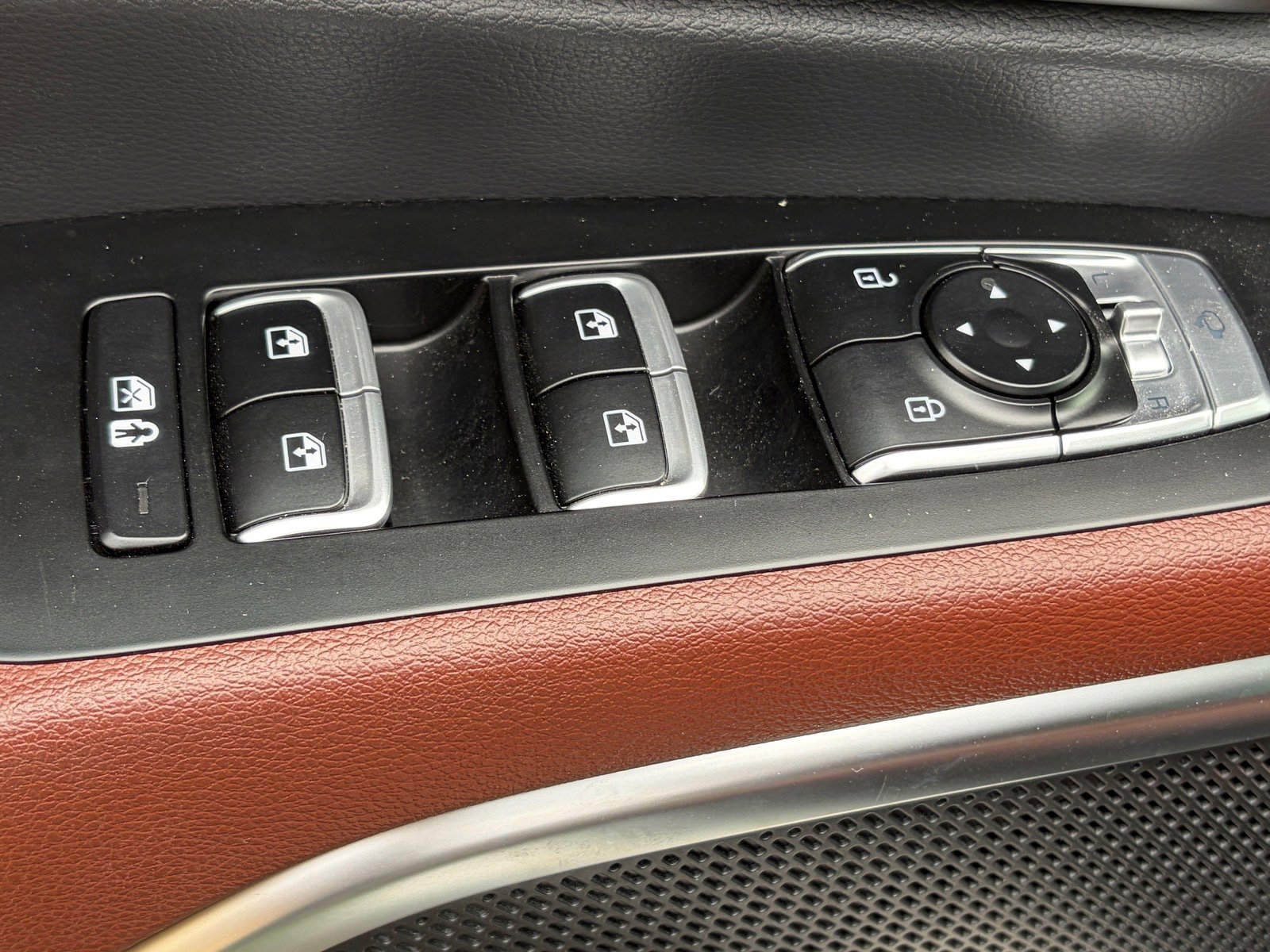 Used 2024 Kia Telluride SX image 8