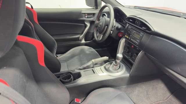 Used 2013 Scion FR-S RWD image 11
