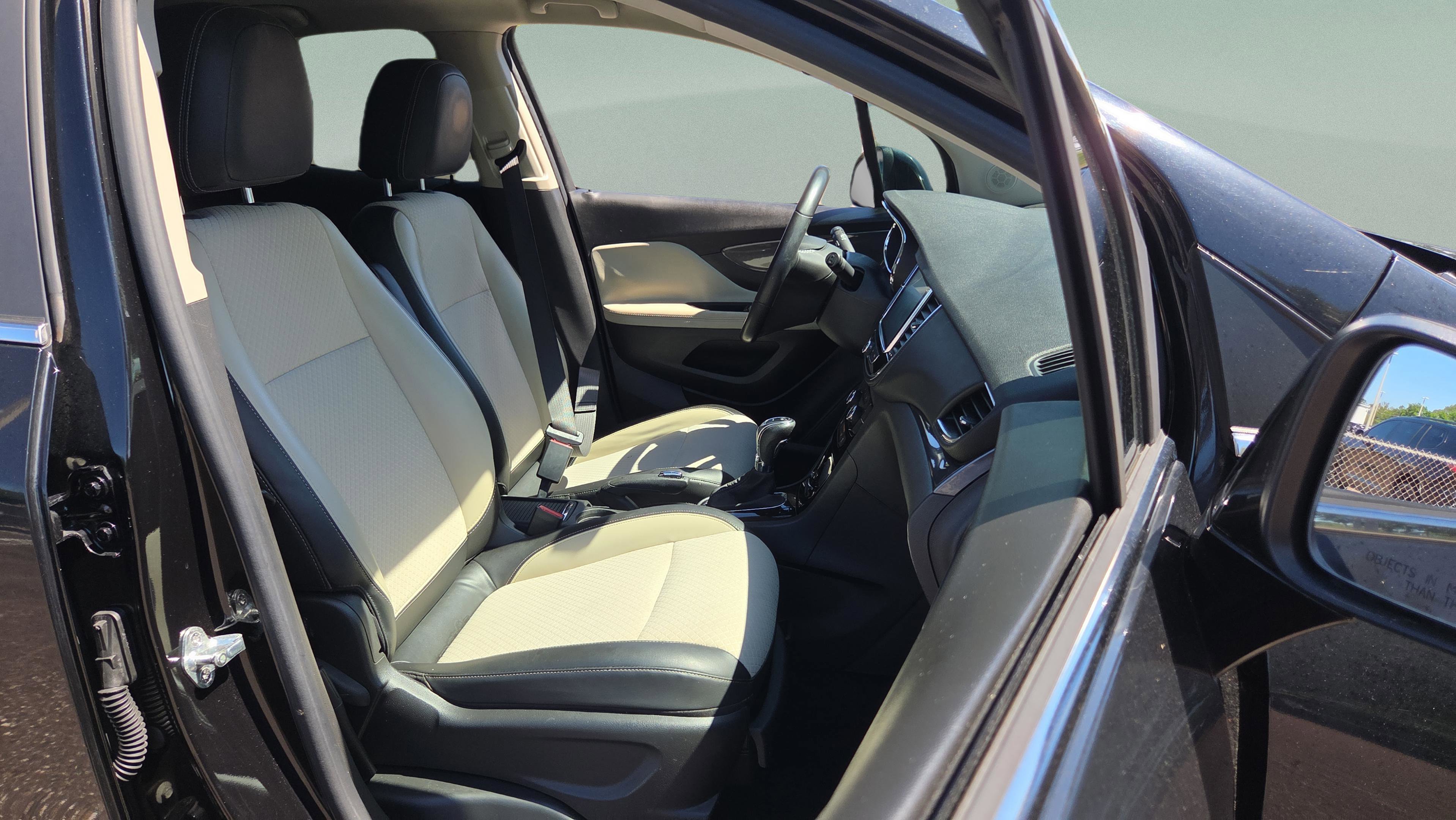 Used 2020 Buick Encore Preferred w/ Safety Package FWD image 15