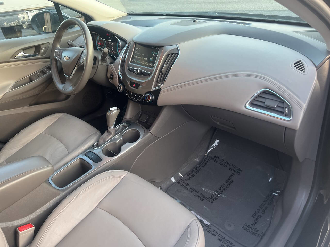 Used 2017 Chevrolet Cruze Premier w/ RS Package image 19