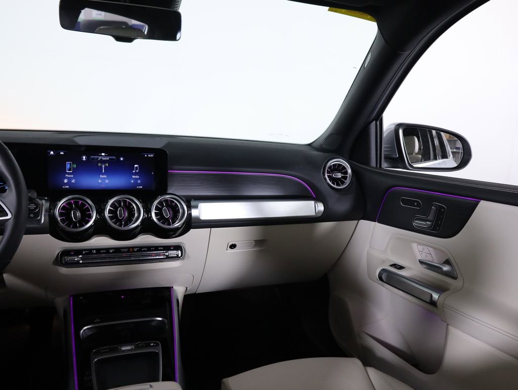 Certified 2026 Mercedes-Benz GLB 250 4MATIC image 45