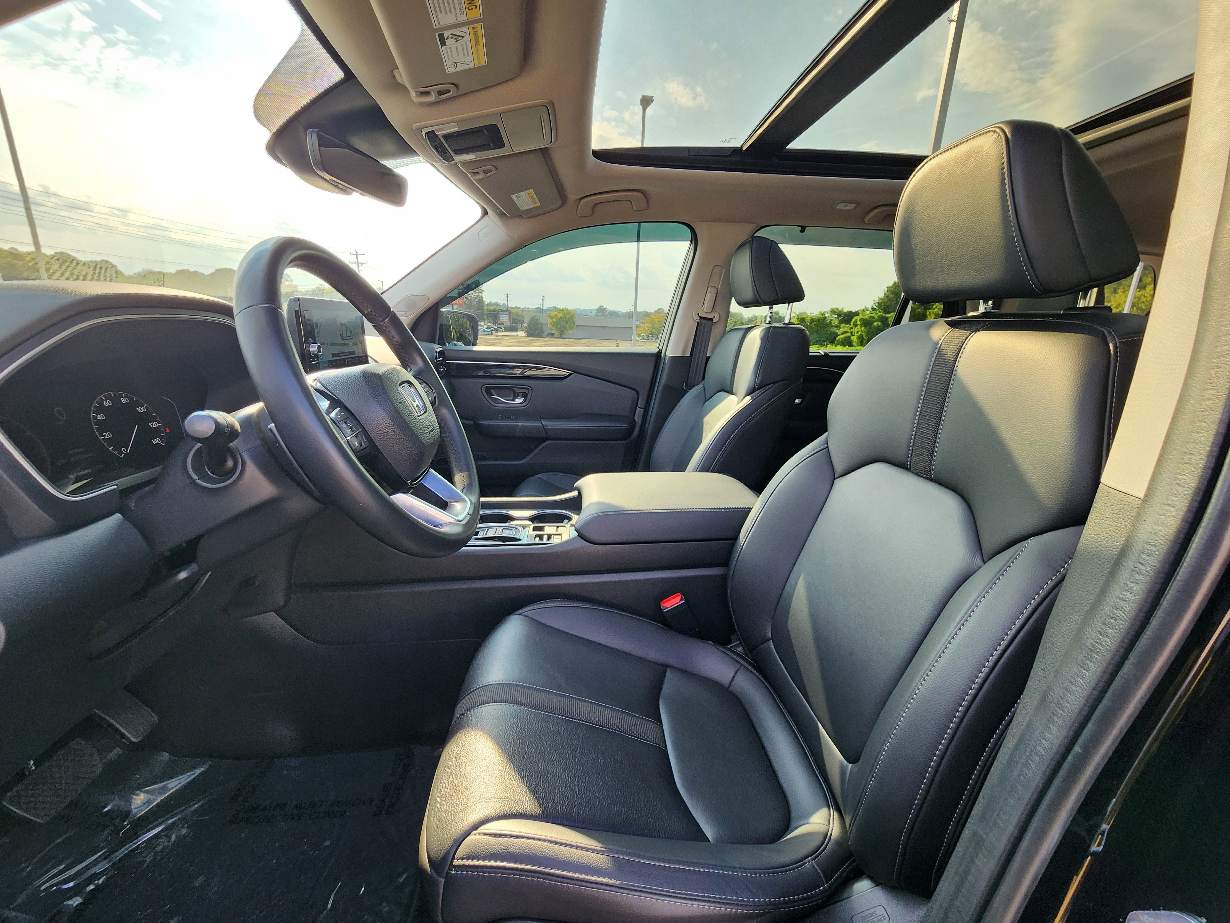 Used 2023 Honda Pilot Touring image 19