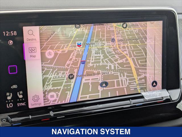 Used 2025 Volkswagen Atlas Cross Sport SEL R-Line image 11