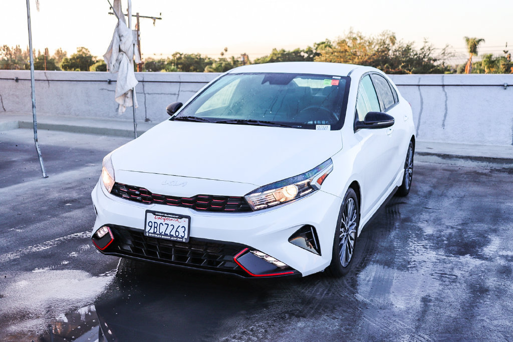 Used 2022 Kia Forte GT-Line FWD image 4