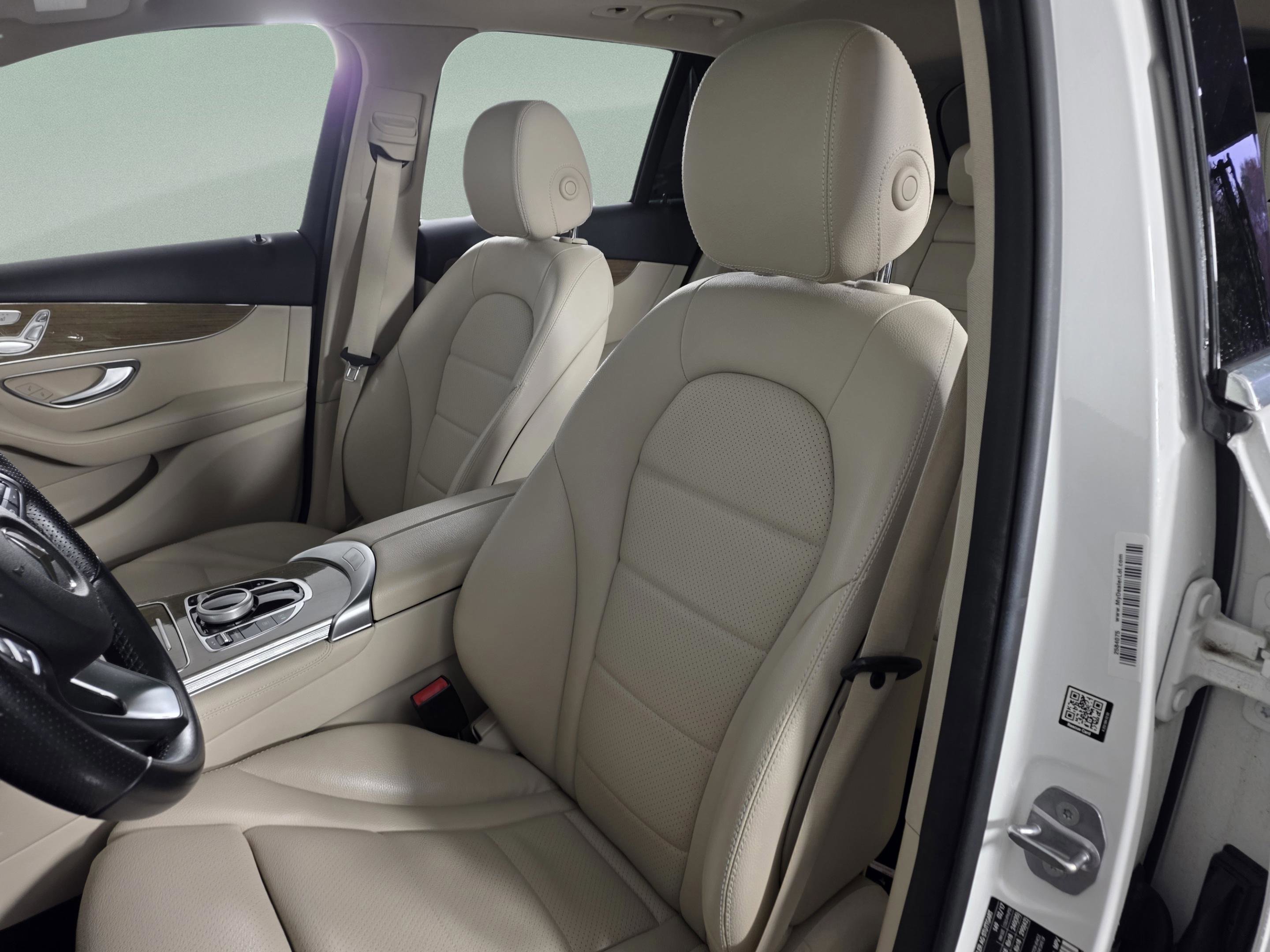 Used 2017 Mercedes-Benz GLC 300 image 12