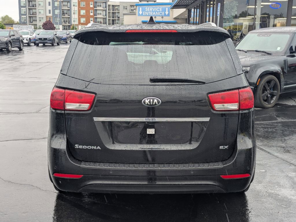 Used 2015 Kia Sedona EX FWD image 6