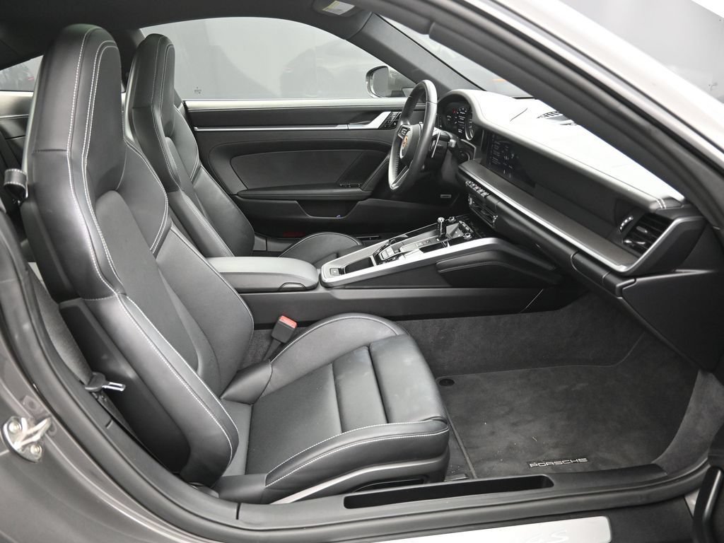 Certified 2020 Porsche 911 Carrera 4S AWD/4WD image 28