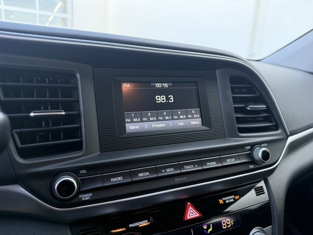 Used 2020 Hyundai Elantra SE w/ Cargo Package (C1) image 22