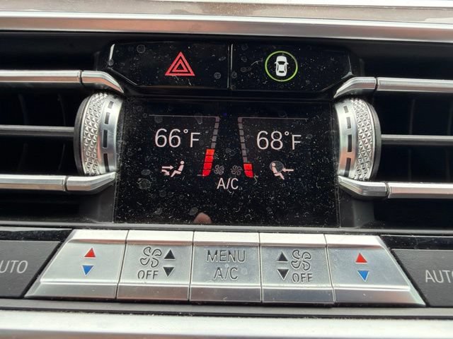 Used 2019 BMW X5 xDrive50i w/ M Sport Package AWD/4WD image 43