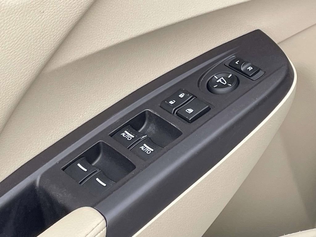 Used 2017 Acura RDX FWD w/ Advance Package image 16