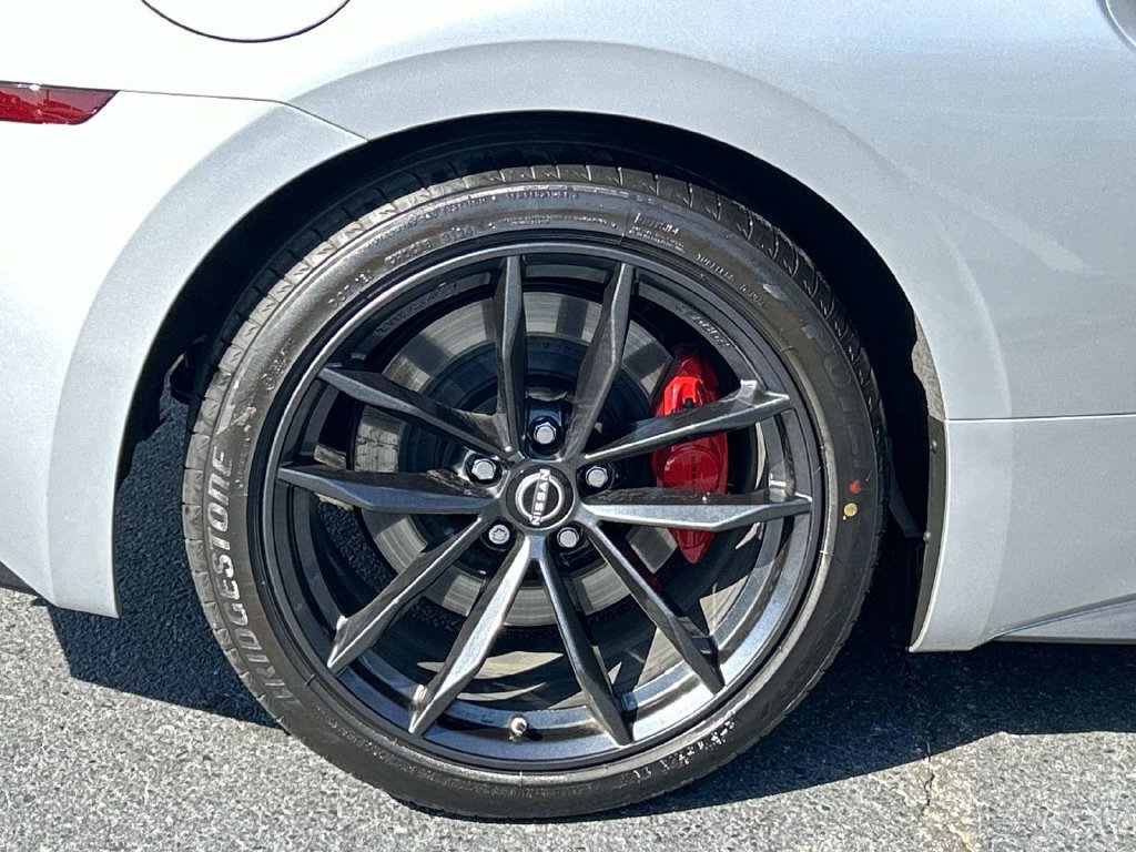 Used 2024 Nissan Z Performance w/ Floor Mat Package RWD image 9