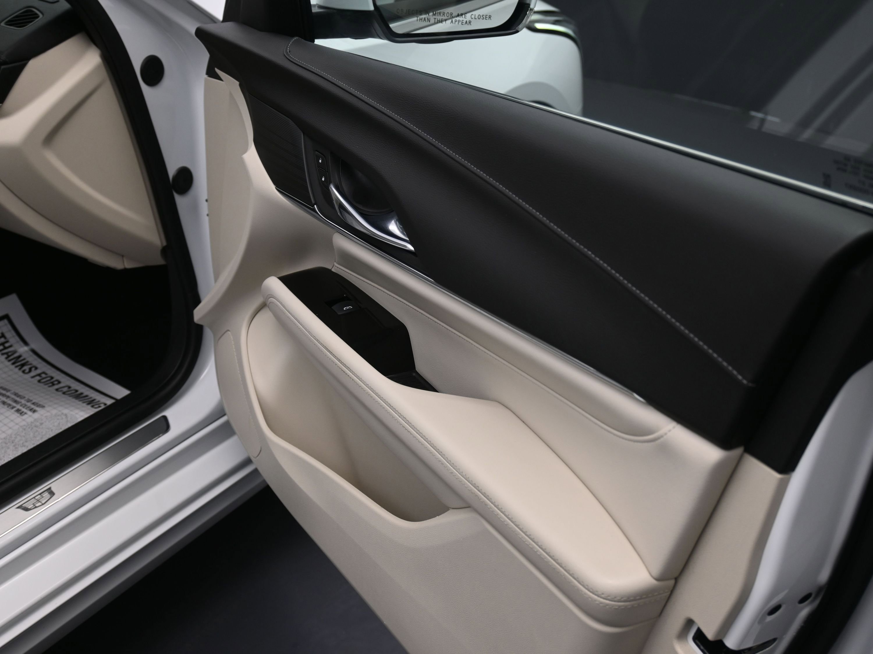 Used 2023 Cadillac CT4 Luxury w/ Cold Weather Package image 27