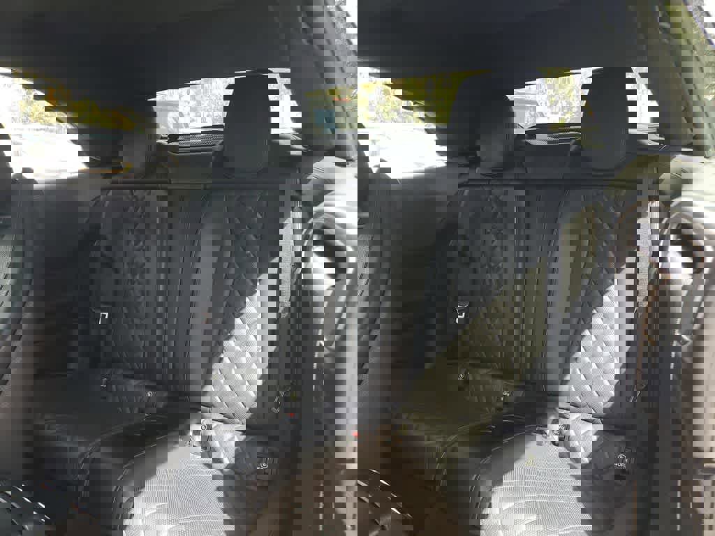 Used 2018 Mercedes-Benz E 400 E 400 image 9