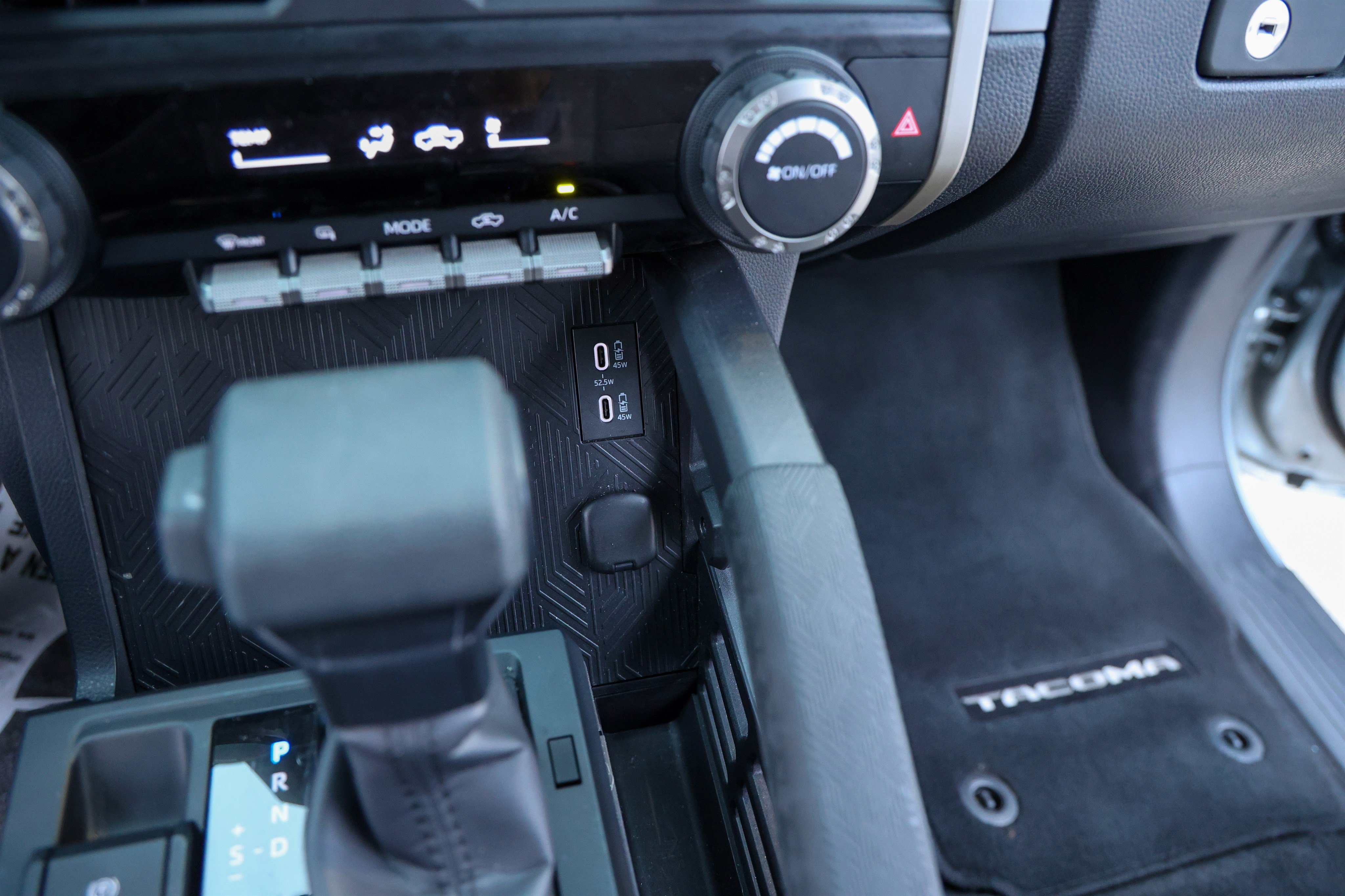 Certified 2025 Toyota Tacoma SR5 image 25