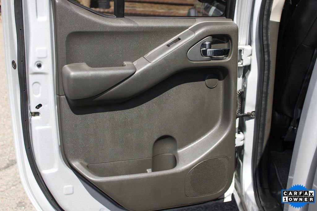 Used 2021 Nissan Frontier PRO-4X w/ Pro-4x Utility Package image 28