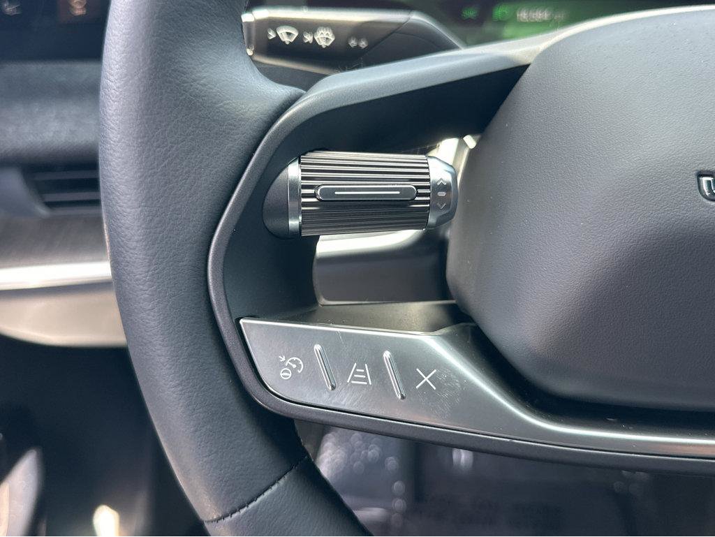 Used 2024 Lucid Air Pure RWD image 22