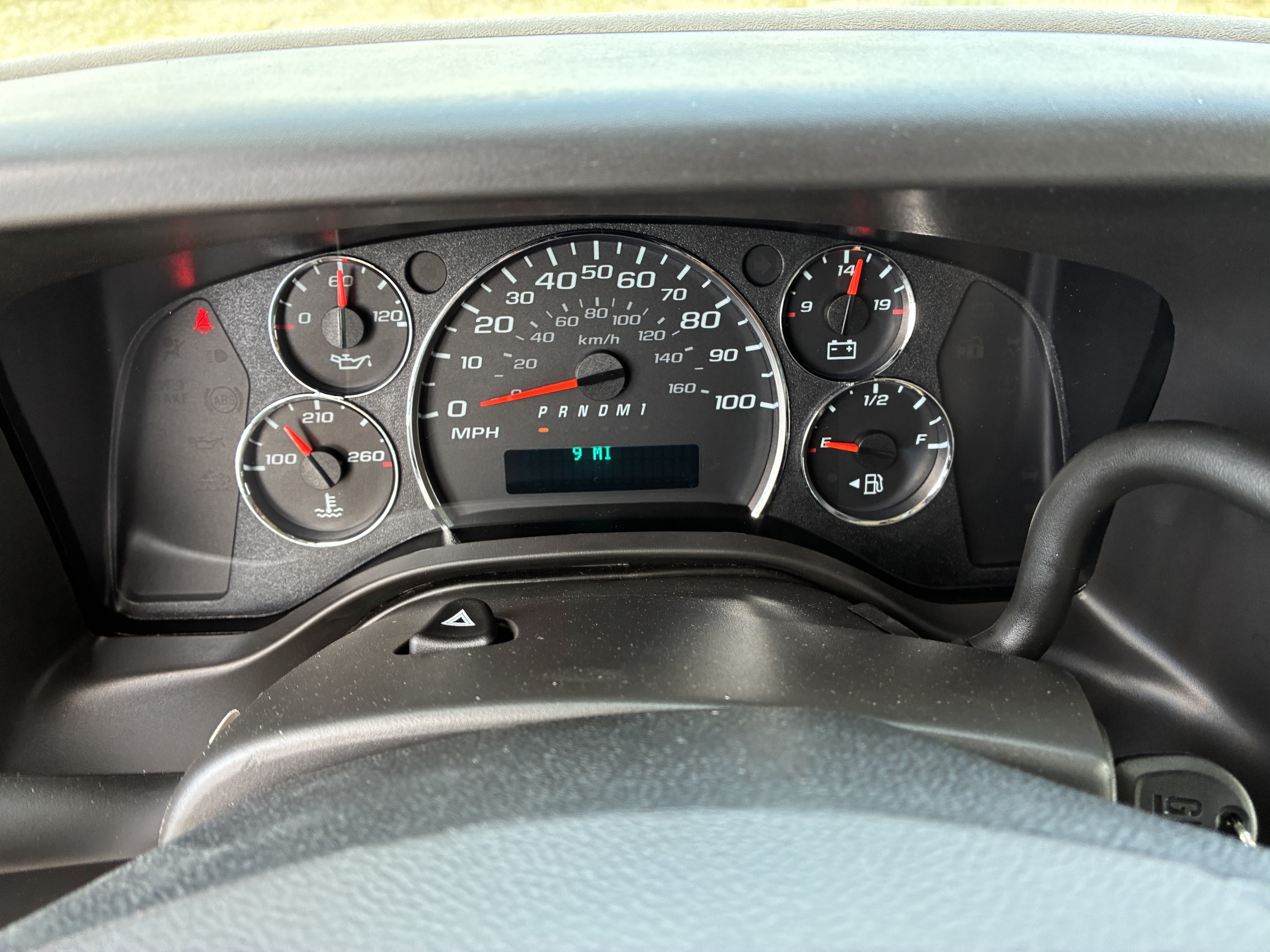 New 2026 Chevrolet Express 2500 w/ Driver Convenience Package RWD image 30