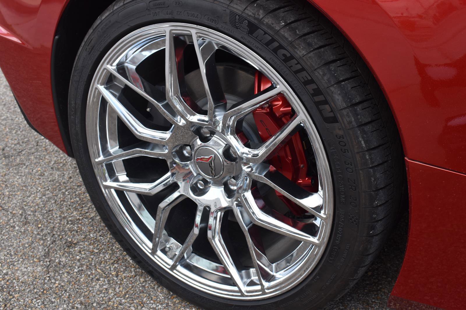 Used 2021 Chevrolet Corvette Stingray Premium Cpe w/ Engine Appearance Package RWD image 12