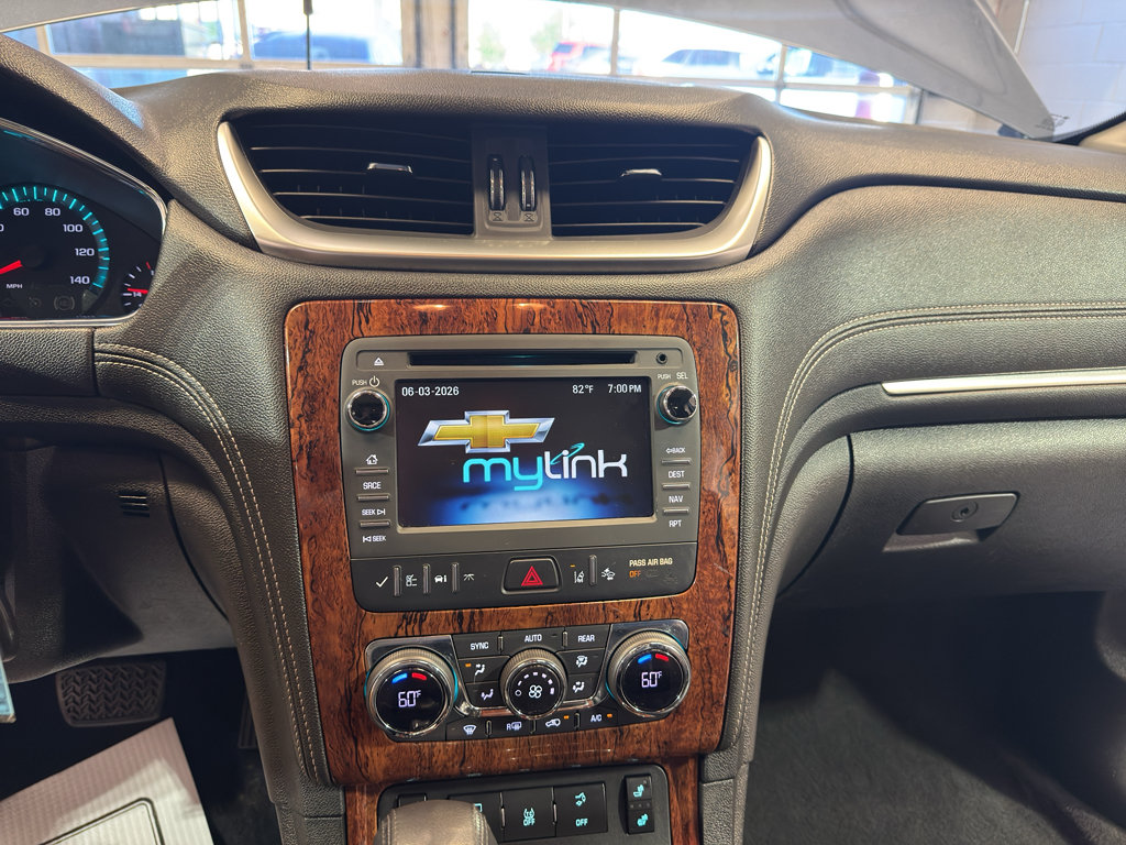 Used 2014 Chevrolet Traverse LT w/ LPO, 'HIT The Road' Package AWD/4WD image 18