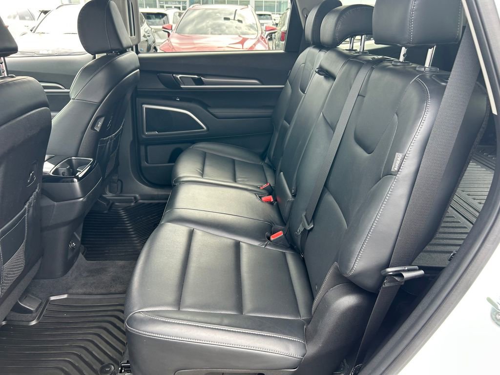 Used 2023 Kia Telluride LX image 23