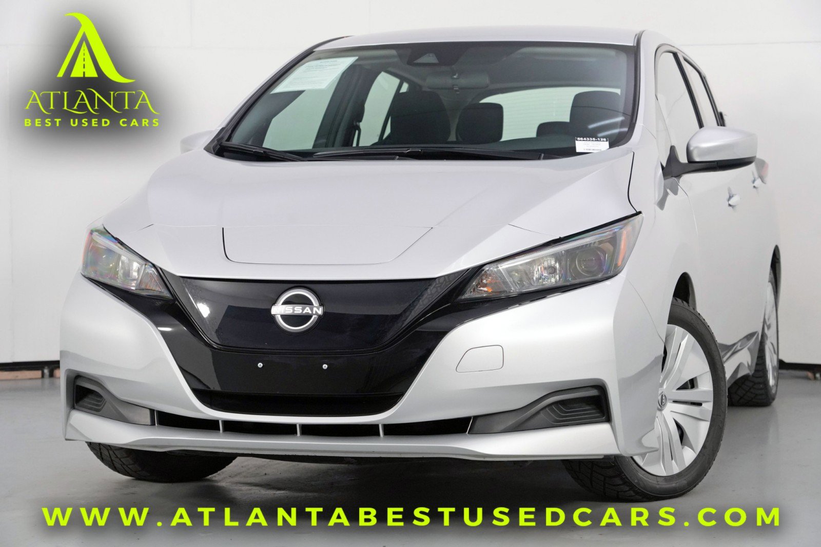 Used 2025 Nissan Leaf S image 1