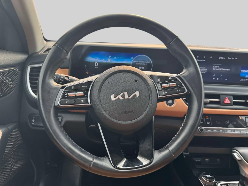 Used 2024 Kia Seltos EX AWD/4WD image 12