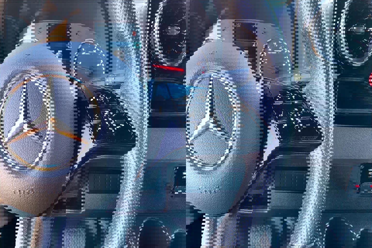 Used 2025 Mercedes-Benz Sprinter 2500 image 24