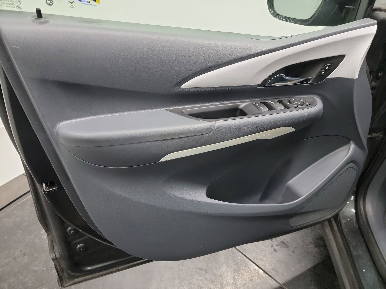 Used 2020 Chevrolet Bolt LT image 13