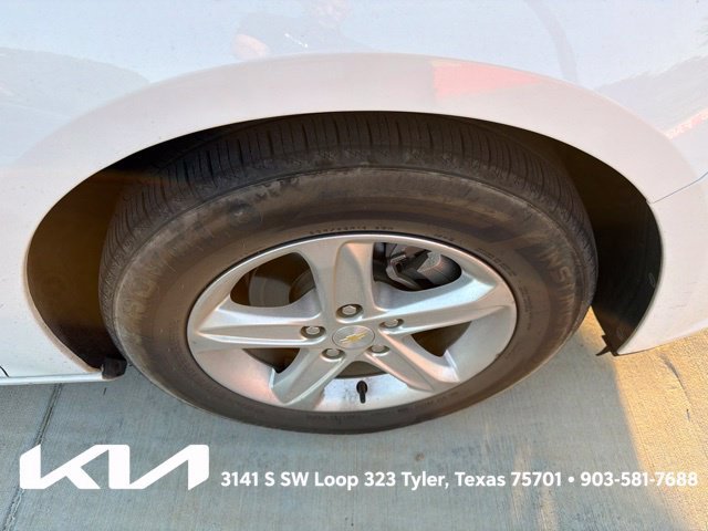 Used 2022 Chevrolet Malibu LS w/ LPO, Convenience Package 1 FWD image 13