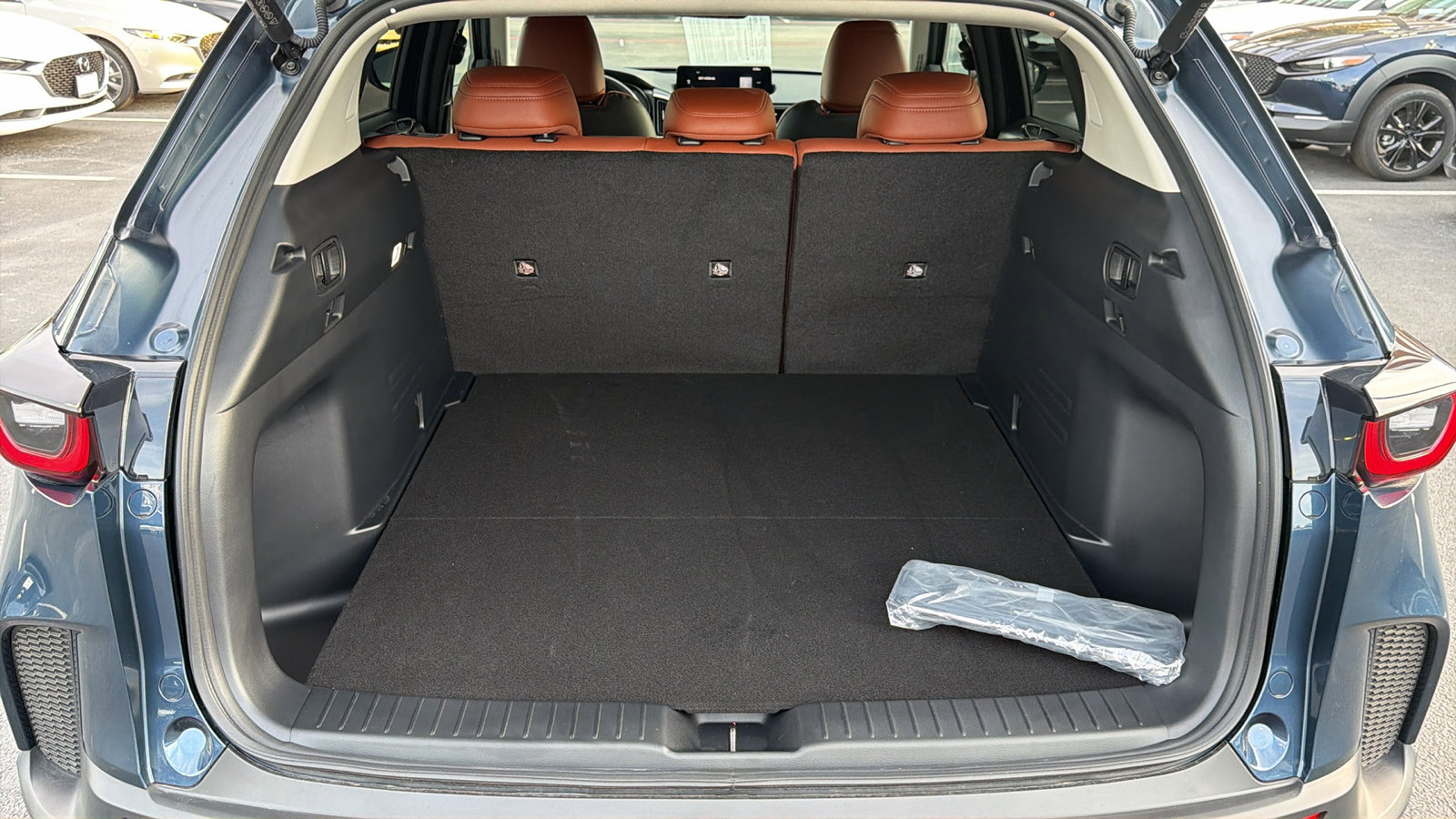 Certified 2025 MAZDA CX-50 2.5 Turbo w/ Premium Plus Pkg image 31